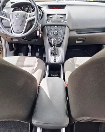 Opel Meriva cena 28900 przebieg: 163900, rok produkcji 2012 z Głogówek małe 781